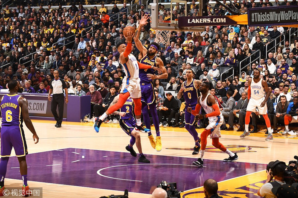 路具有强大 路具有强大