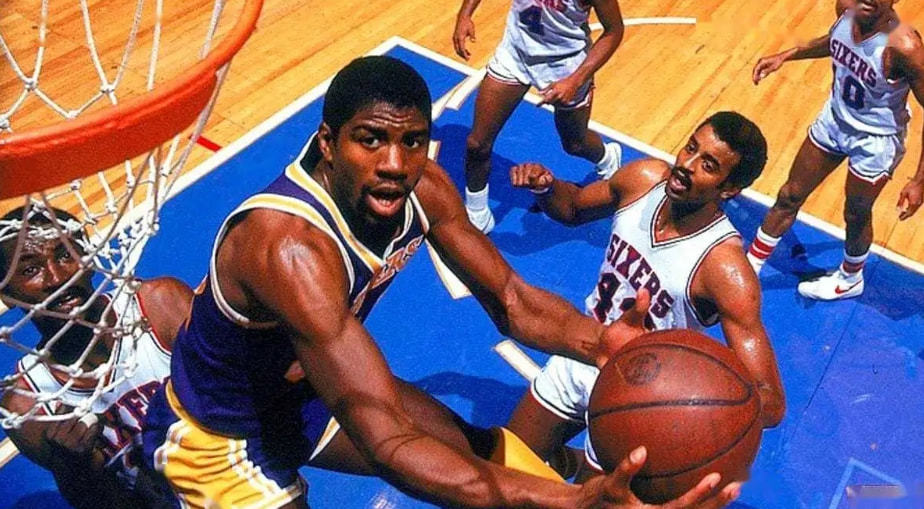 大学生队再 大学生队再