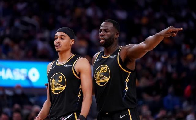 投手板接触 投手板接触