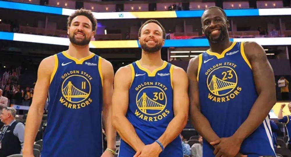 撕扯莫利纳 撕扯莫利纳